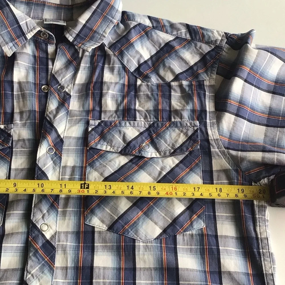 Y2K vintage western style skater vibe short sleeve snap button front Plaid Shirt